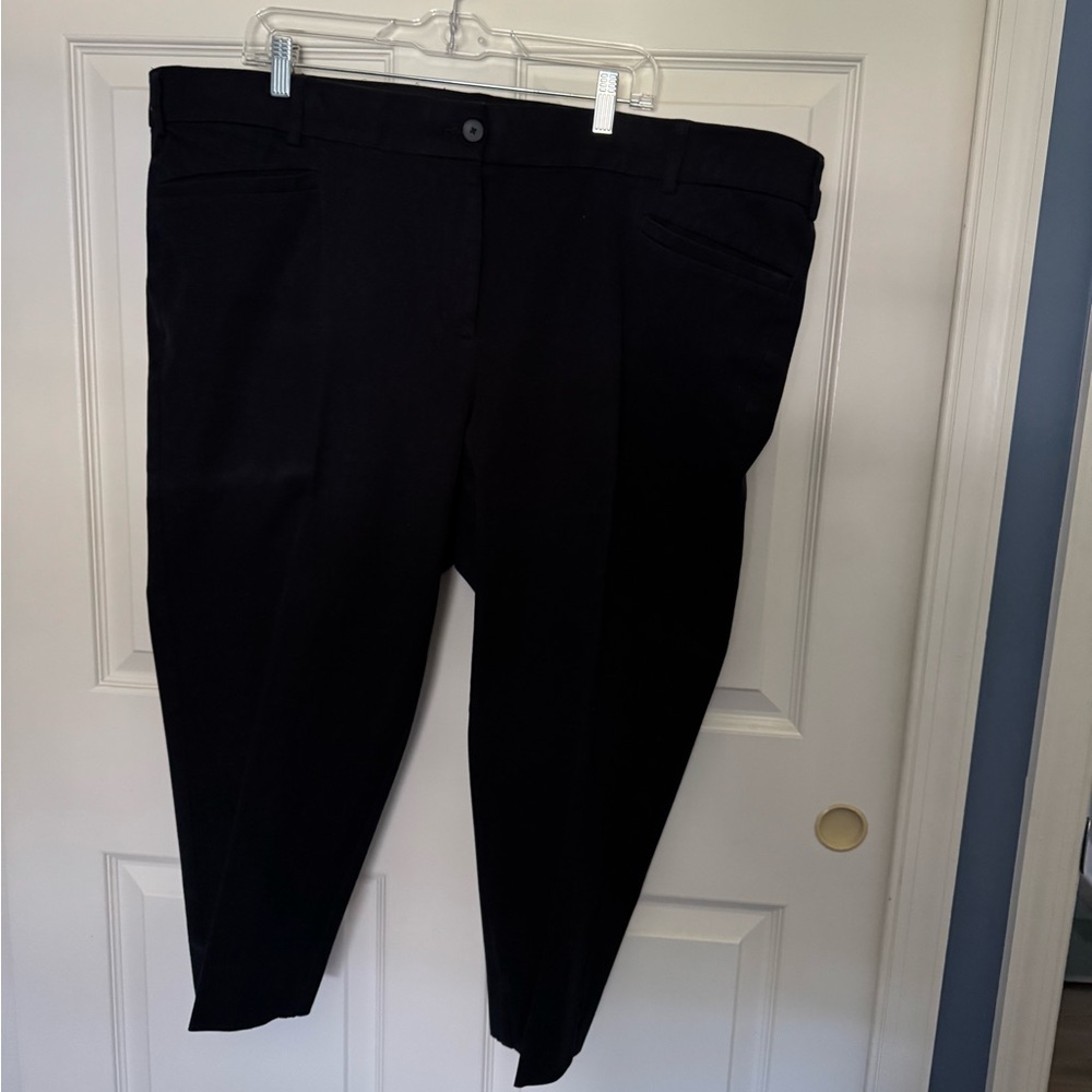 Lane Bryant The Sophie Pant. Size 26 black